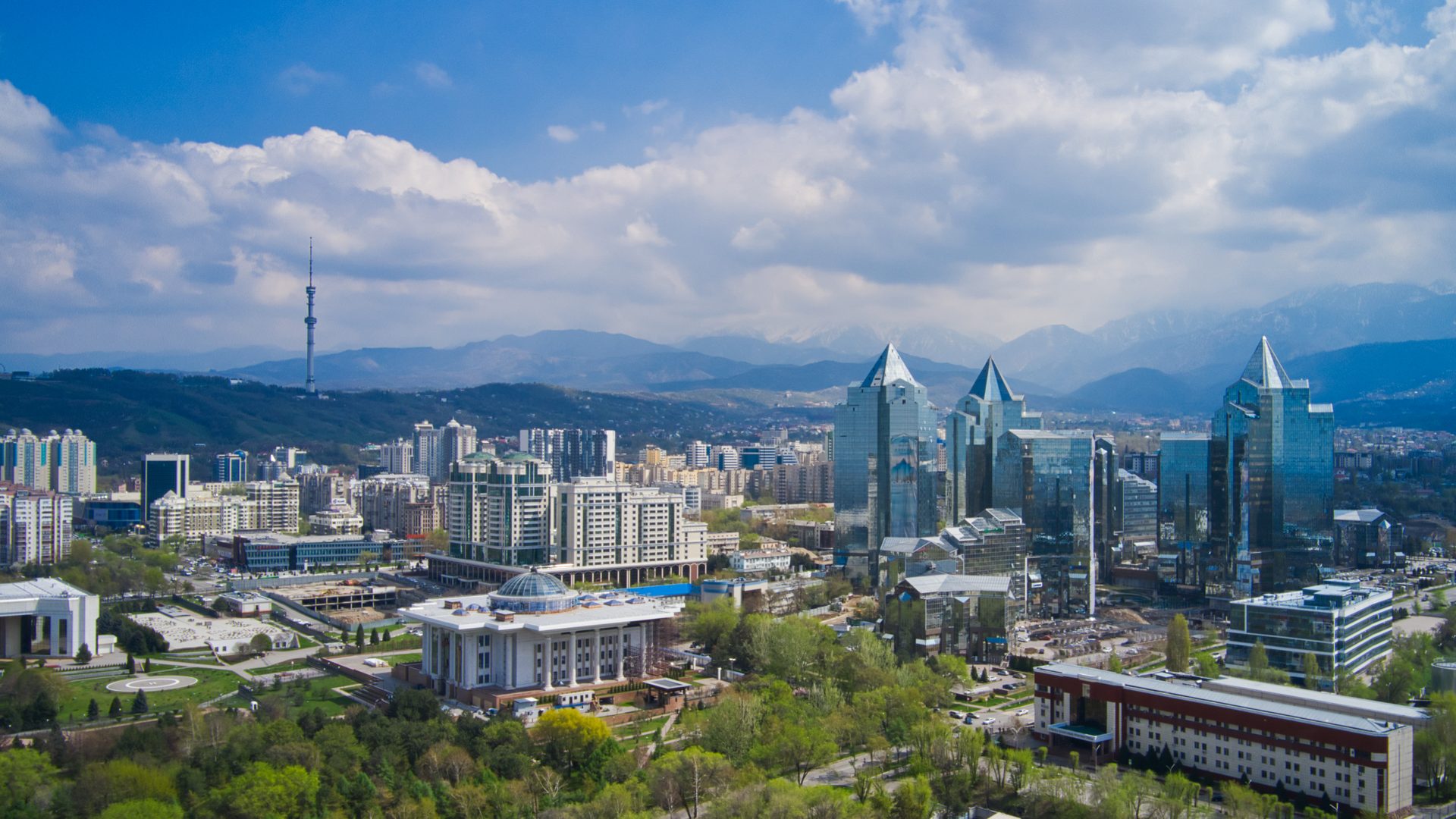 10 reasons to spend a weekend in almaty