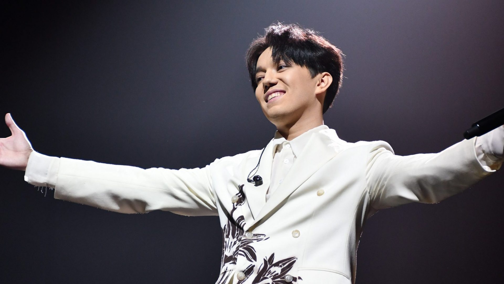 SALES FOR DIMASH KUDAIBERGEN’S CONCERT IN ALMATY ARE GOING RAPIDLY