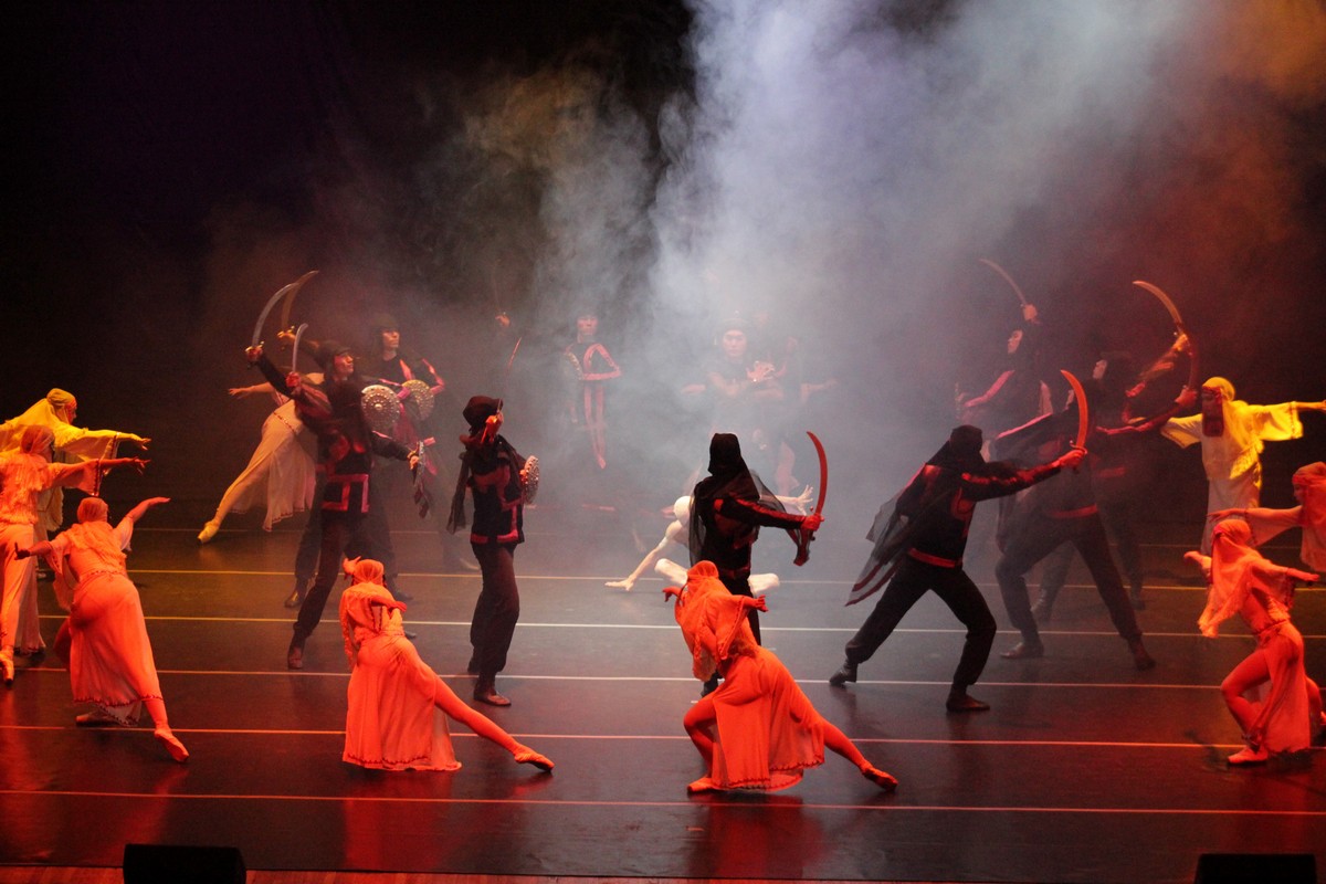 STATE ACADEMIC DANCE THEATRE OF THE REPUBLIC OF KAZAKHSTAN