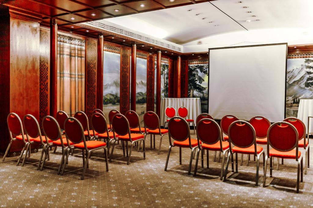Rahat Palace Hotel