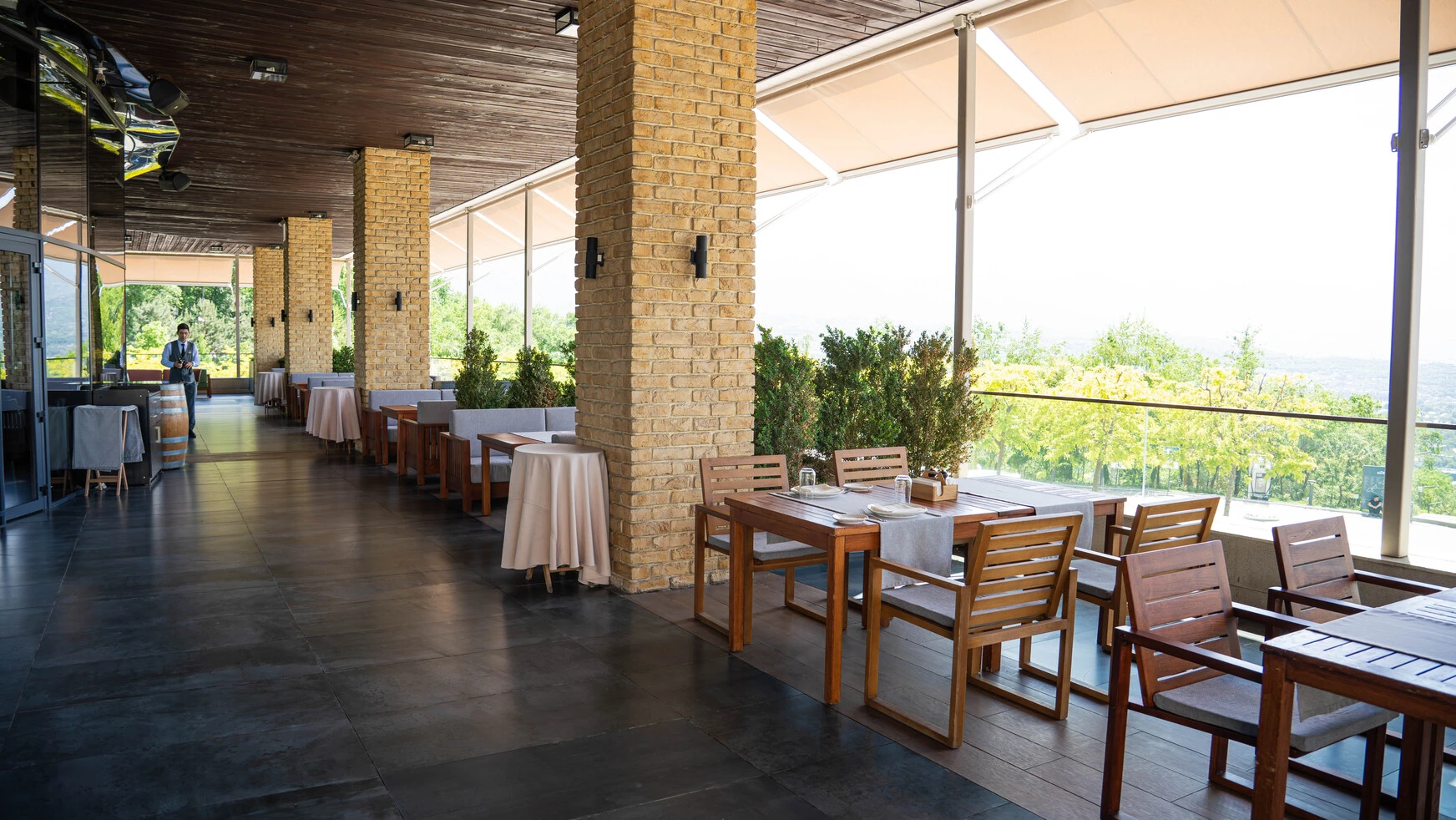 INZHU restaurant