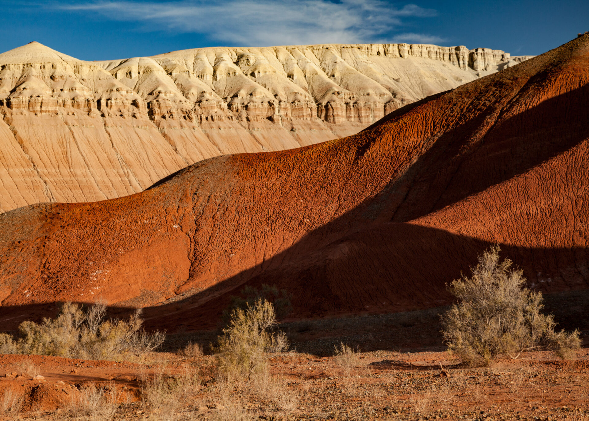 Горы Актау (Алтын-Эмель)