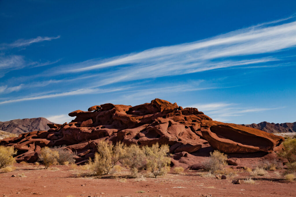 Горы Катутау (Алтын-Эмель)