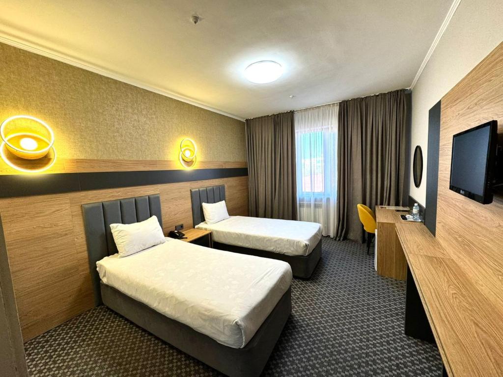 Golden Palace Hotel