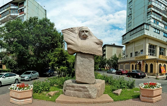 Памятник Т.Г.Шевченко
