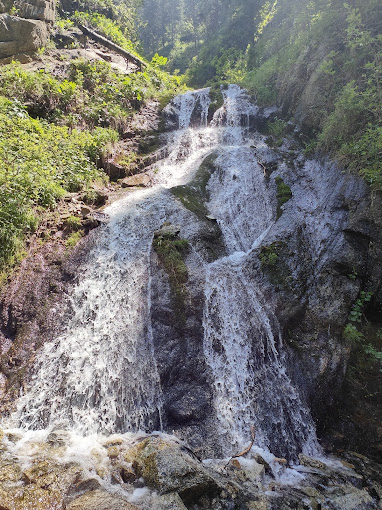 Водопад Девичьи слезы