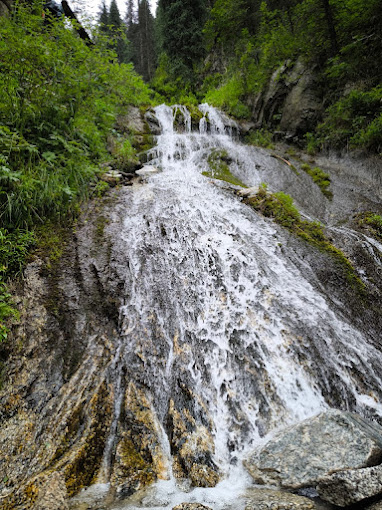 Водопад Девичьи слезы