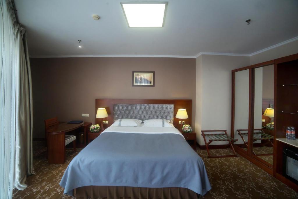 Grand Voyage Hotel