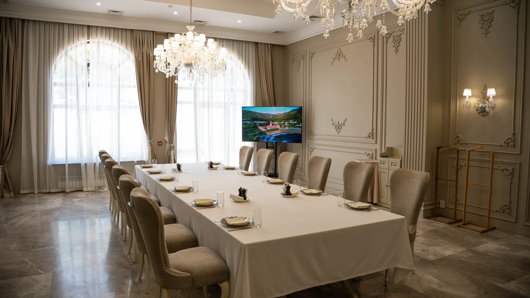 INZHU restaurant